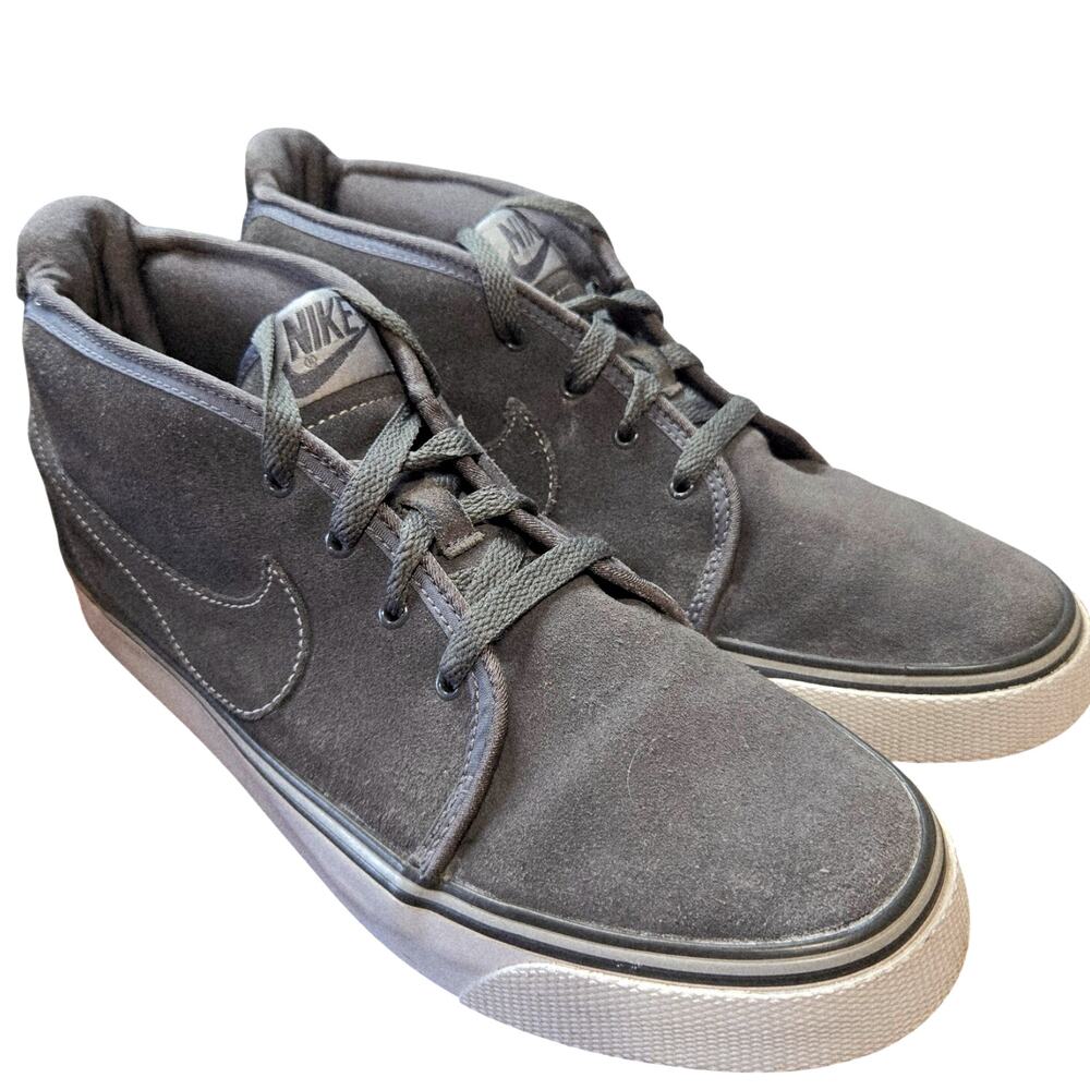 Nike 9.5 Toki Suede Gray Trainer Men's Tennis Shoes Athletic Sneakers 9 1/2